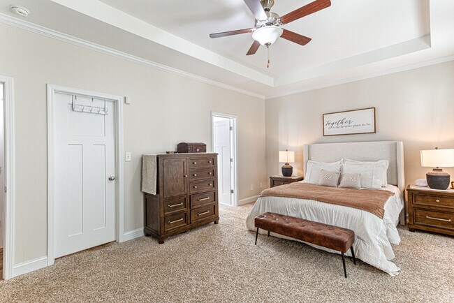 Building Photo - 130 Blue Chip Ct