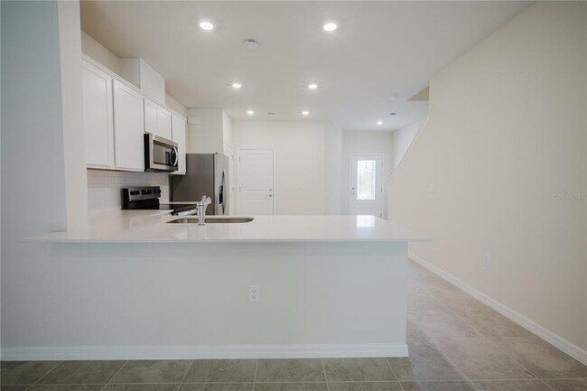 Building Photo - 3239 Canyon Bay Pt