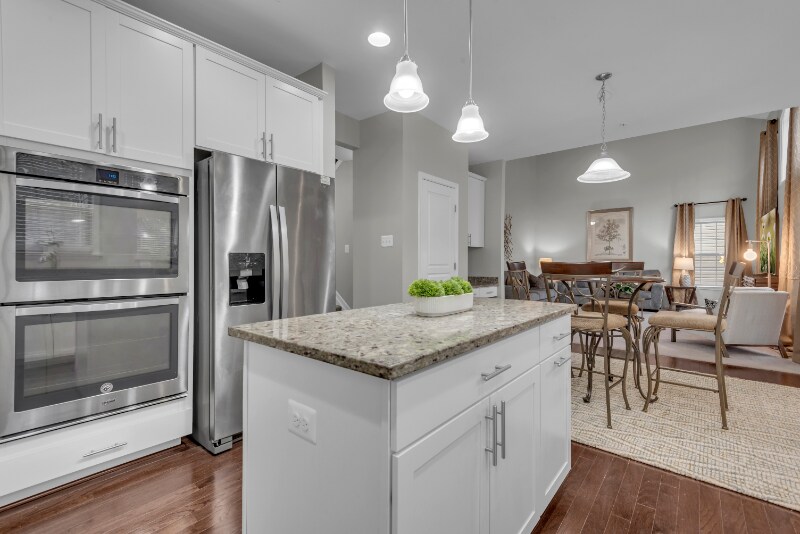 Building Photo - 7592 Holly Ridge Dr