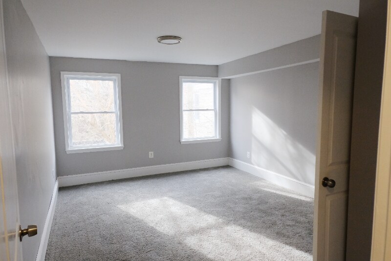 Building Photo - 102 S Carrollton Ave