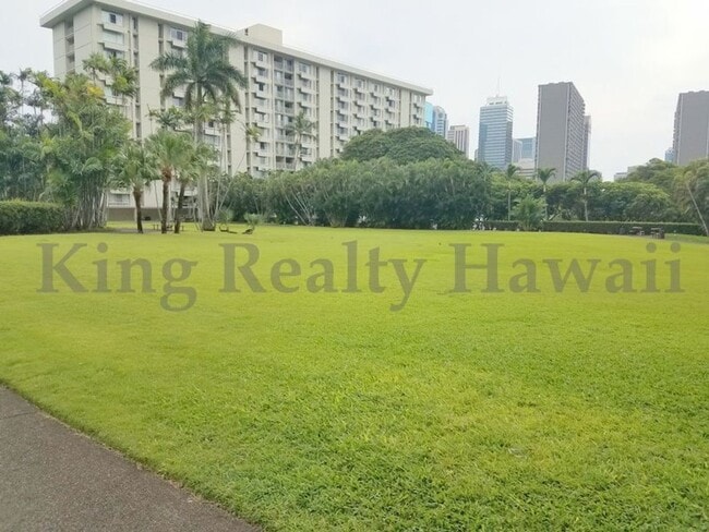 Building Photo - **OASIS in HONOLULU* Queen Emma Gardens *VERY CLEAN 2 br / 1 ba