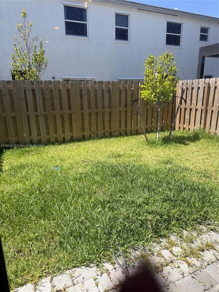 Building Photo - 16220 SW 288th Ter