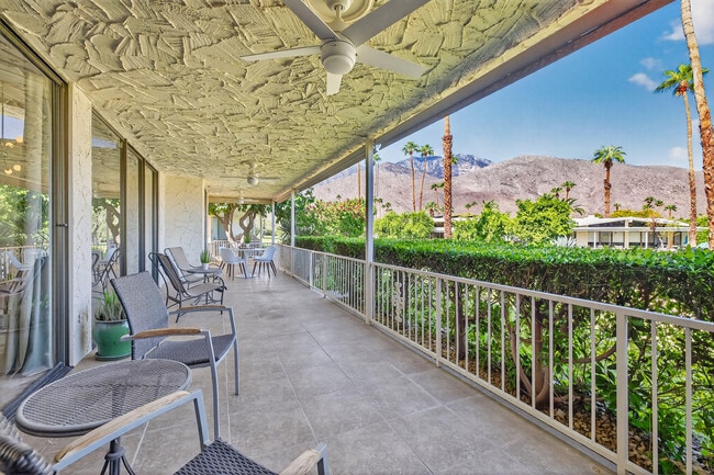 Building Photo - 1570 S La Verne Way