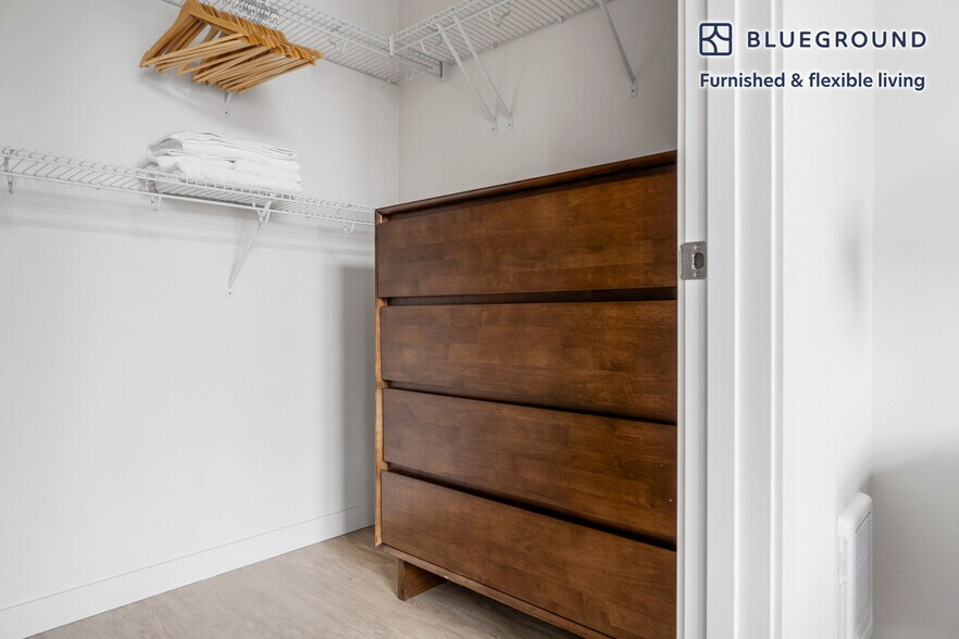 Building Photo - 1955 129th Ave NE