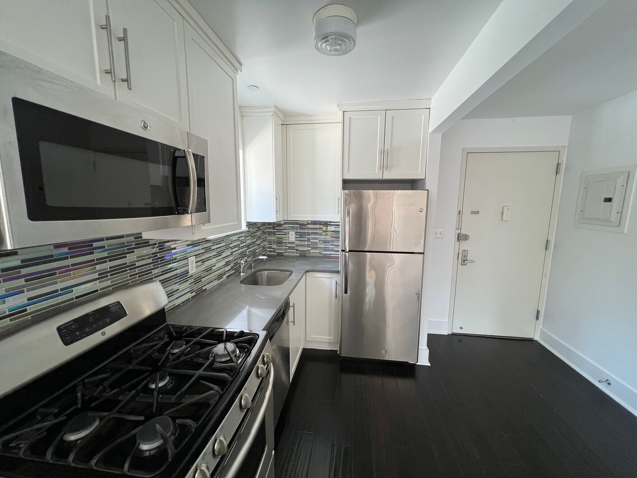 Building Photo - 6515 Booth St