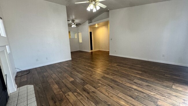 Building Photo - 3bedroom Single-Story Home