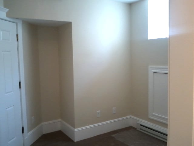 Building Photo - 61 Park Dr