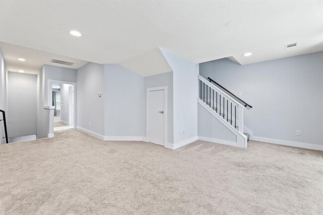 Building Photo - 4711 San Jacinto St