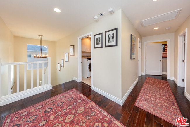 Building Photo - 2319 Bagley Ave