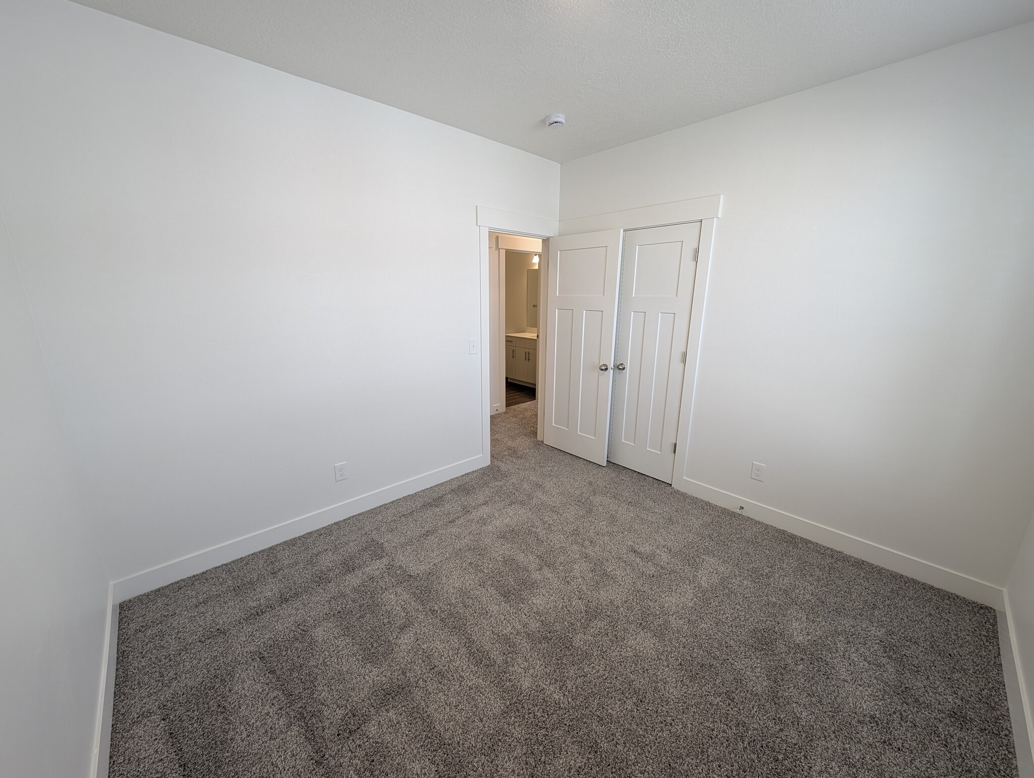 Building Photo - 3993 W Big Horn Dr