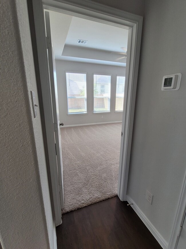 Building Photo - 4325 McGregor Blf Ln