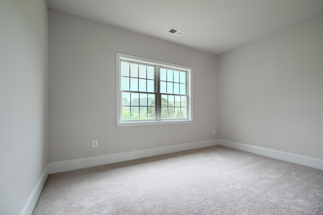 Building Photo - 2847 Seabiscuit Dr
