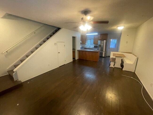Building Photo - 101 N 1850 W
