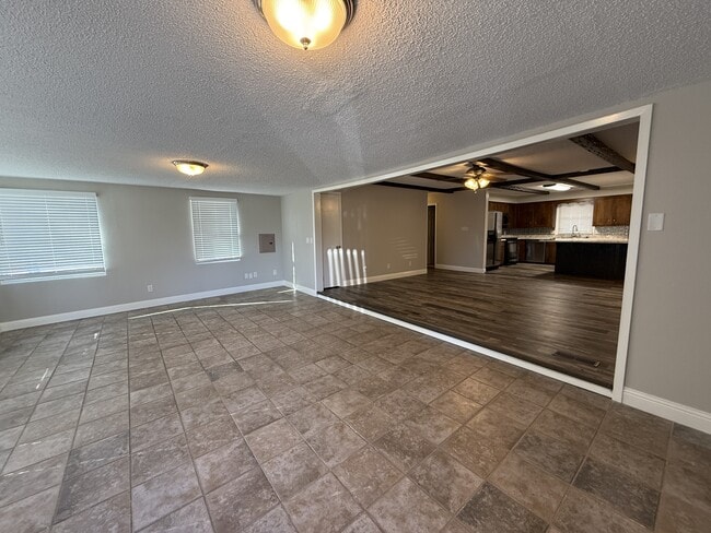 Building Photo - 210 Worthey Trail