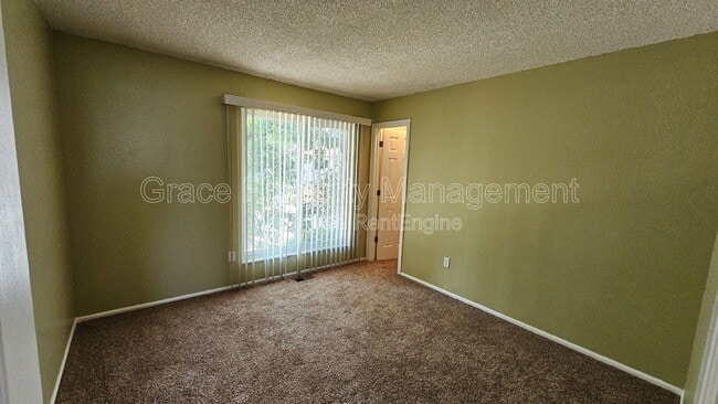 Building Photo - 3234 S Dudley St