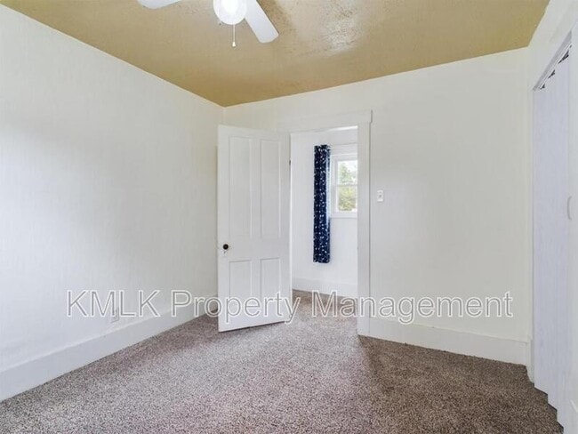 Building Photo - 665 Kling St