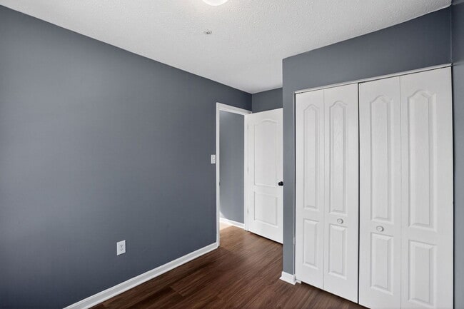 Building Photo - 45249 Woodstown Way