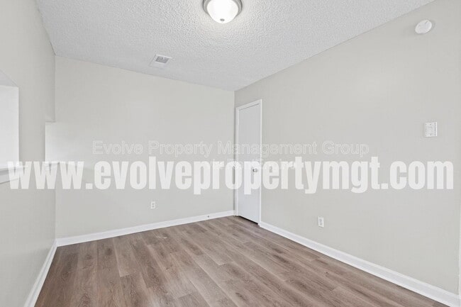 Building Photo - 5535 Quail Thicket