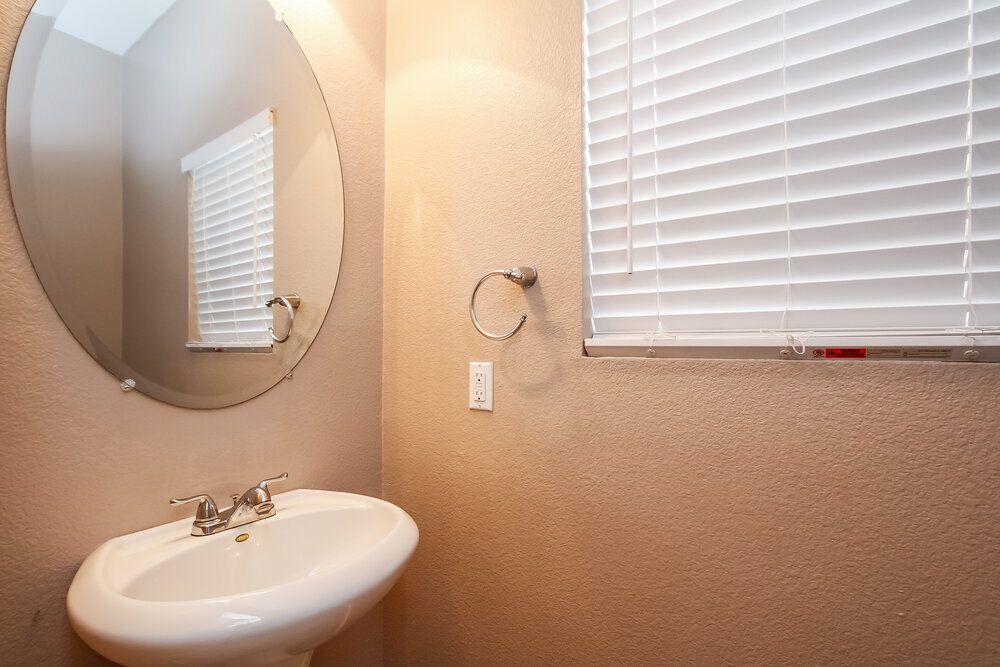 Building Photo - 6522 W Camero Ave