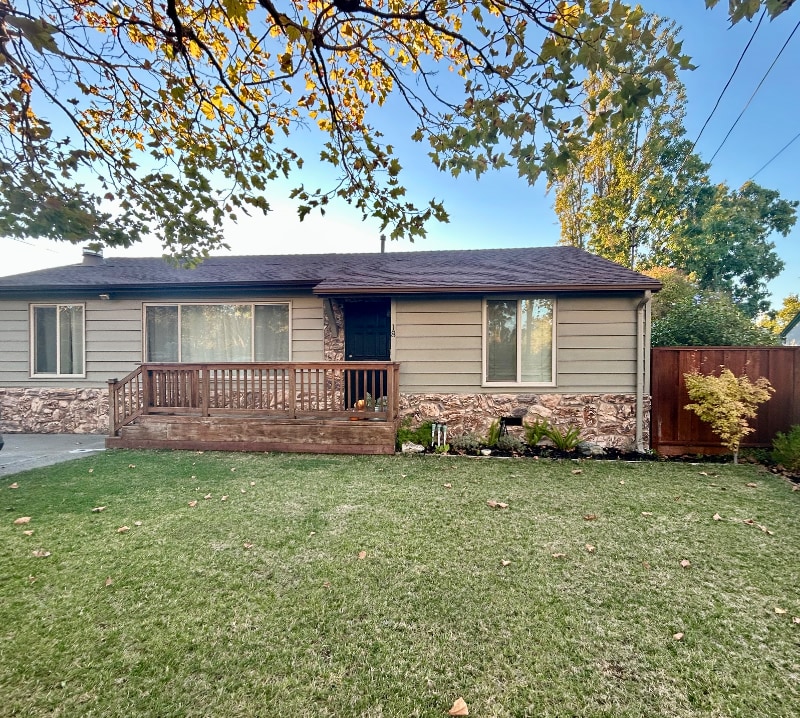 Building Photo - 18 Vista Grande Ave