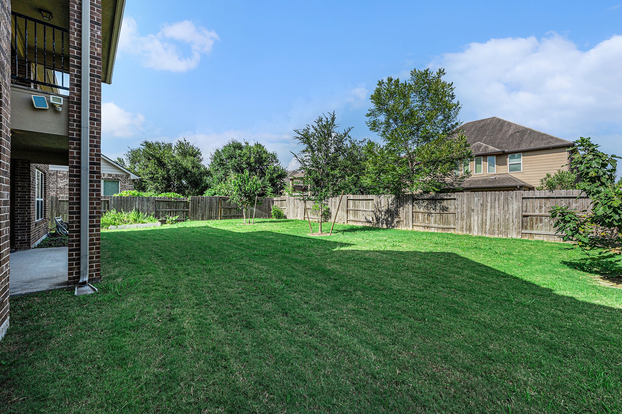 Building Photo - 11011 Kirker Ln