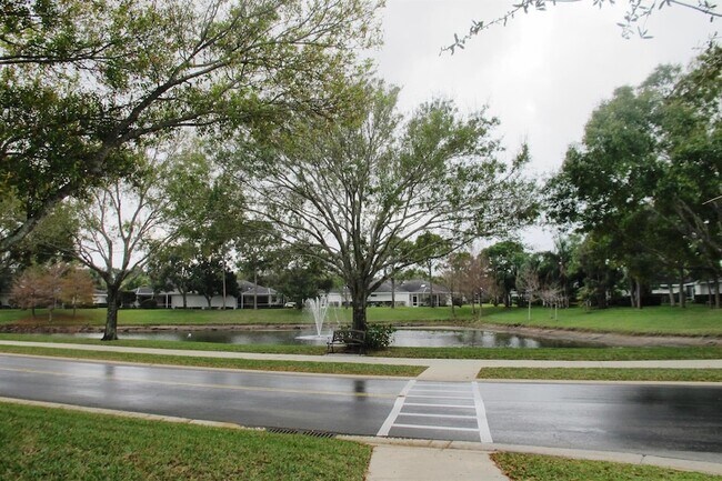 Building Photo - 1702 Silverleaf Oak Ct