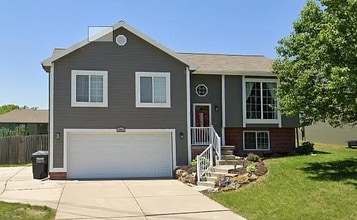 Building Photo - 6206 N 149th St