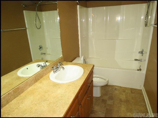 Building Photo - 4870 Tall Grass Dr