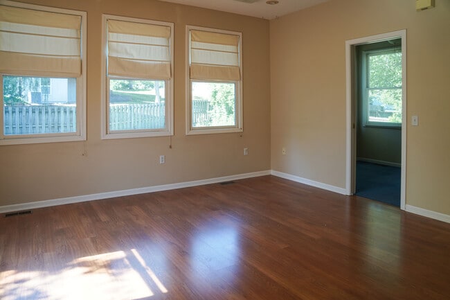 Building Photo - 7309 W 154th Terrace
