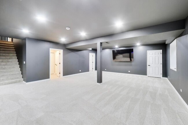 Building Photo - 18768 W Highfield Dr