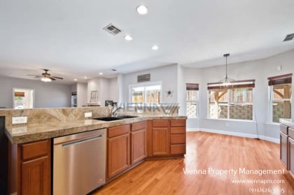 Building Photo - 5509 Sagehen Ct