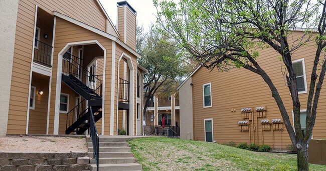 Riviera Apartments Dallas, TX Apartment Finder