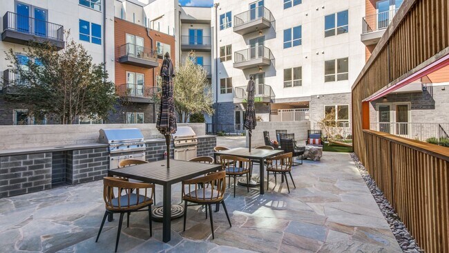 Building Photo - 13505 Inwood Rd