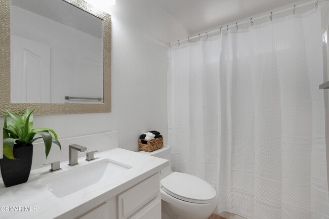 Building Photo - 26869 Cold Springs St