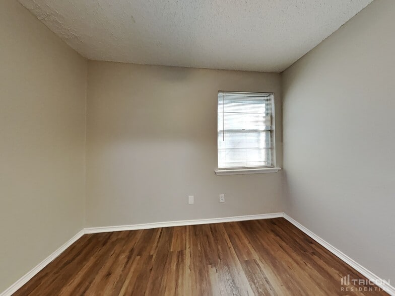 Building Photo - 4443 Greenland Dr