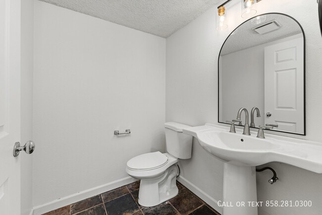 Building Photo - 3911 Camino Lindo