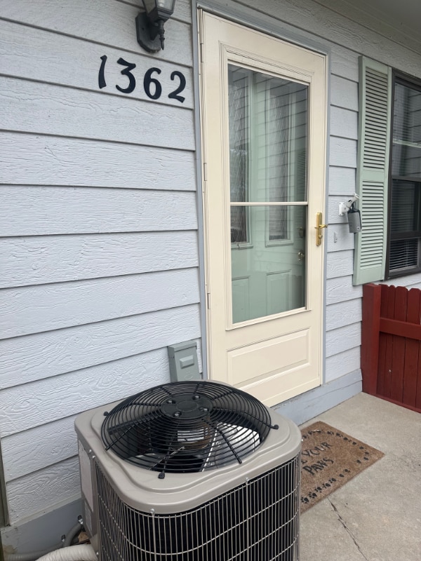 Building Photo - 1362 Firefly Cir