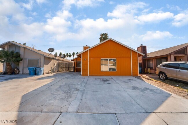 Primary Photo - 5453 Requa Ave