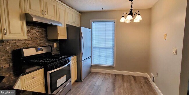 Building Photo - 44 O'Neill Ct