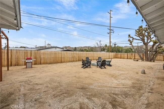 Building Photo - 55585 Onaga Trail