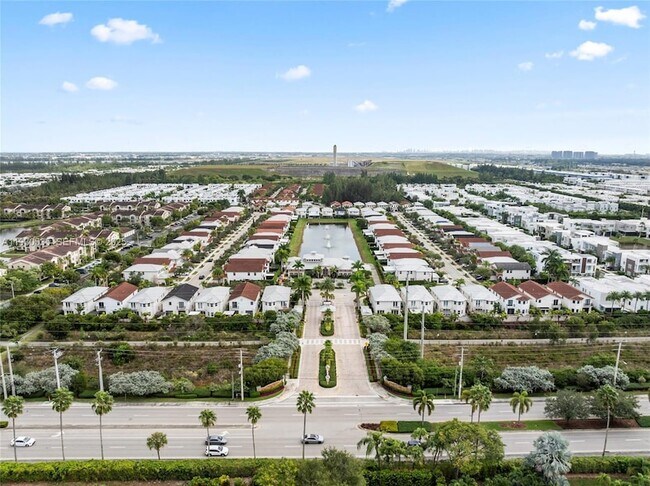 Building Photo - 6933 NW 104th Ct