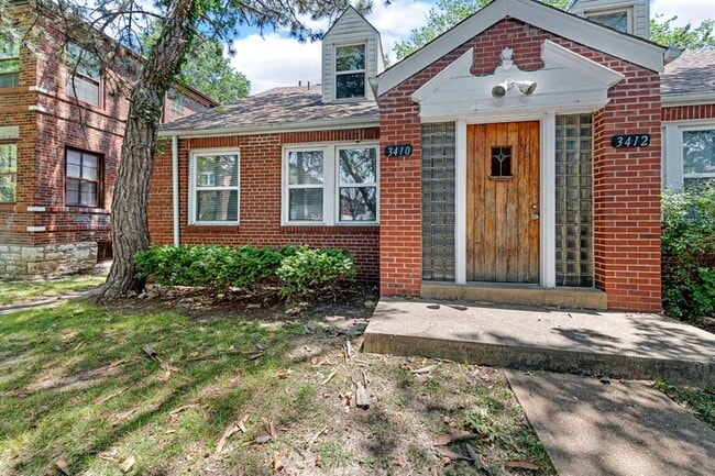 Building Photo - 3412 Lawn Ave