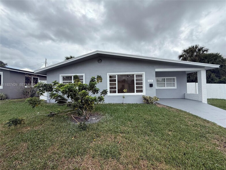 Building Photo - 1149 W 26th St