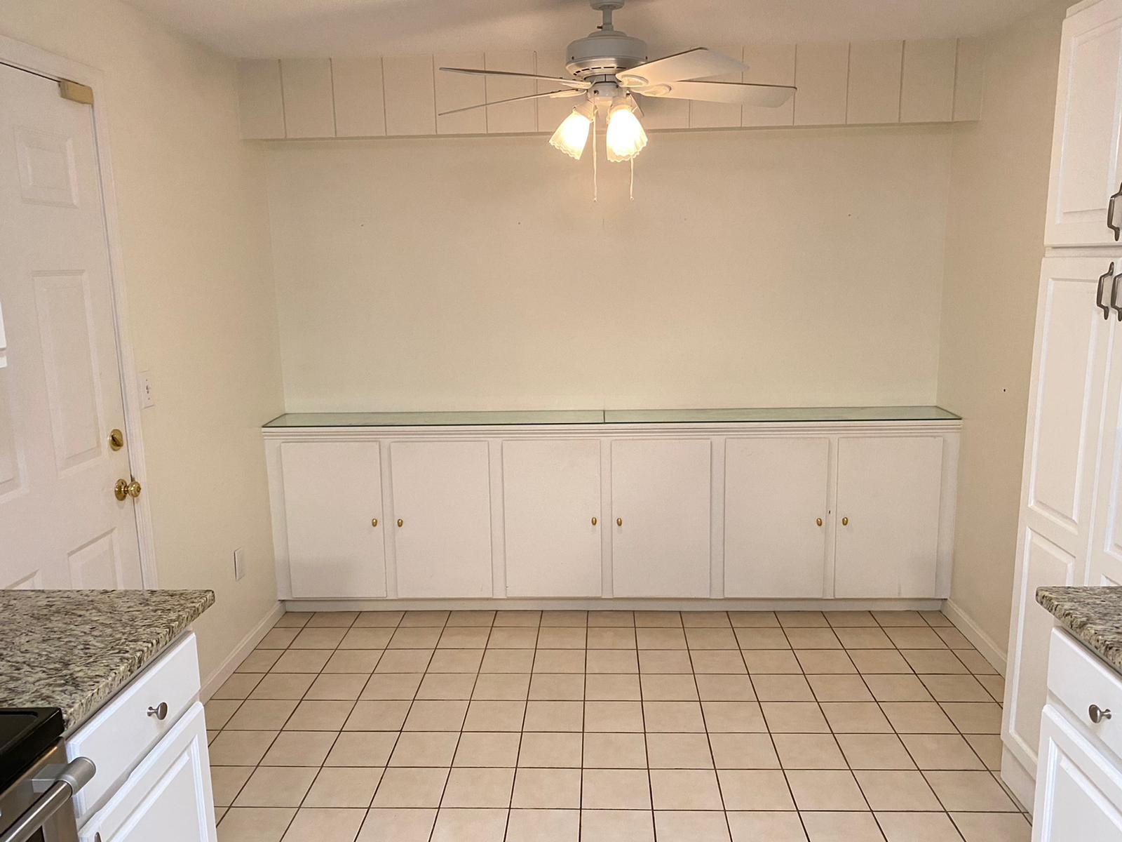 Kitchen - 255 North Rd