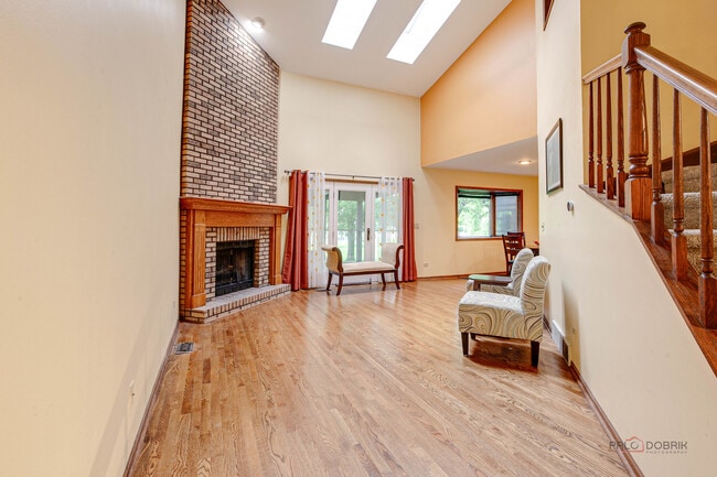 Building Photo - 1613 Pebble Beach Dr