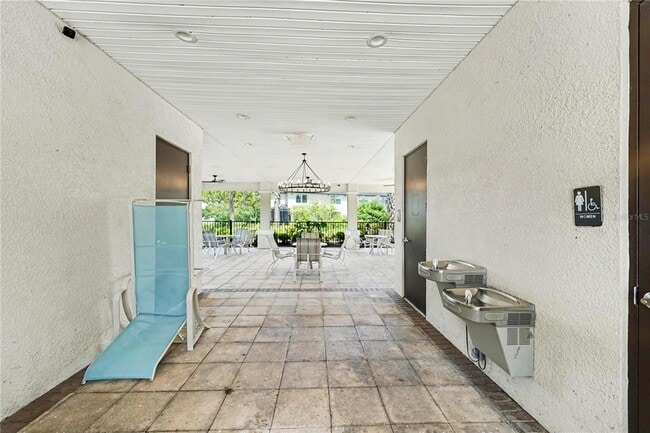 Building Photo - 30340 Southwell Ln