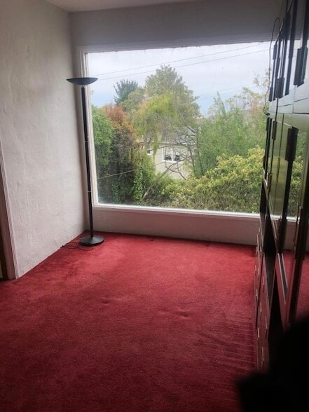 Building Photo - 130 El Bonito Way