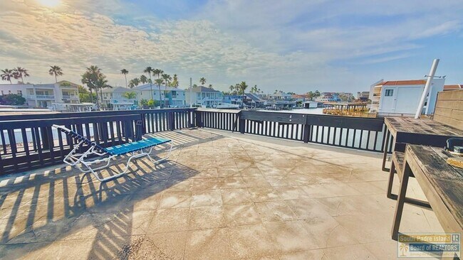 Building Photo - 106 W Morningside Dr