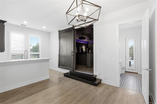 Building Photo - 3409 Bellcrest Wy