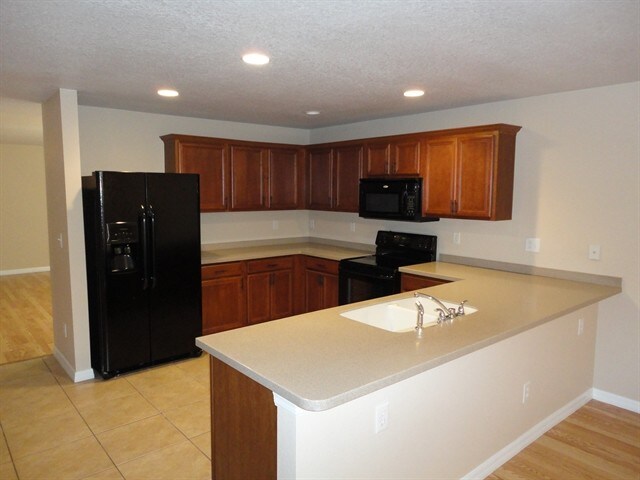 Building Photo - 31015 Mandolin Cay Ave